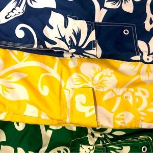 3 pair of old navy board shorts size LG great condition